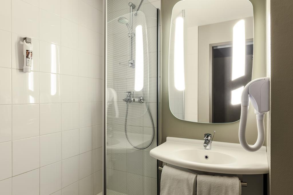 Hotel Ibis Massy